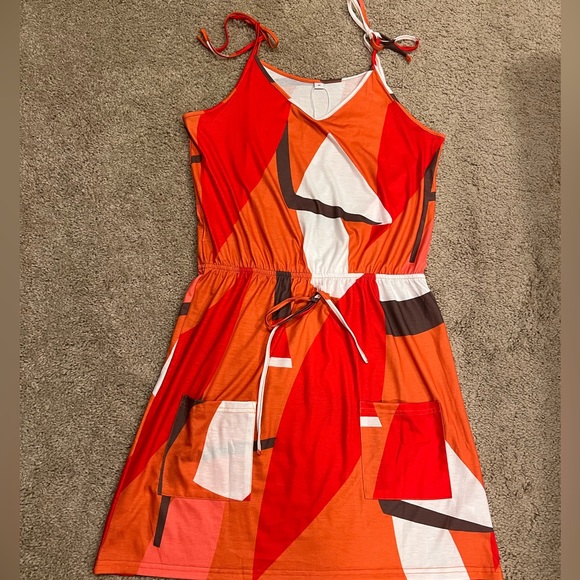 Red/Orange/Brown/Cream Dress size M - Picture 2 of 8